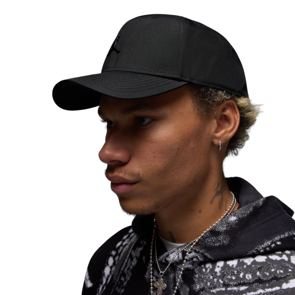 Jordan Rise Casquette structurée Noire avec Jumpman en métal - Image 3
