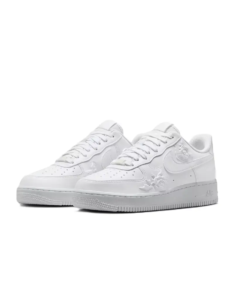 Air Force 1 Low '07 roses blanches - Image 2