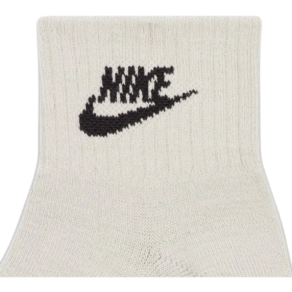 Chaussettes Nike Everyday Essential (3 paires) - Image 3