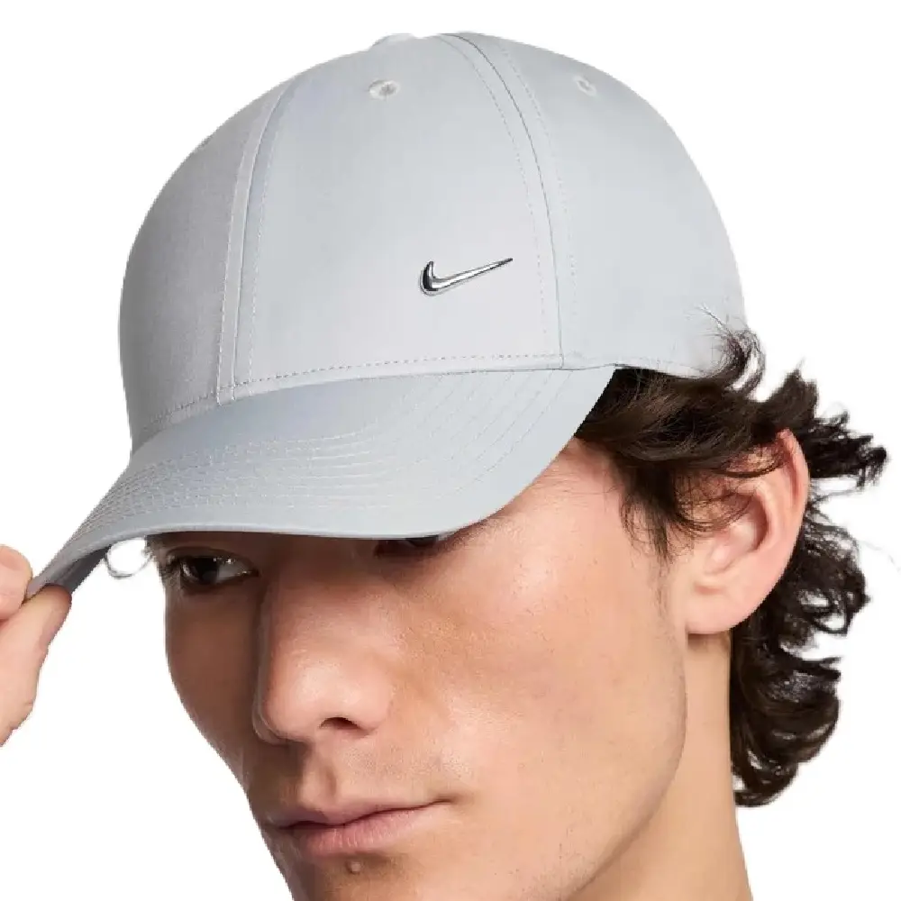 Nike Club Structured Metal Swoosh Cap - Image 9