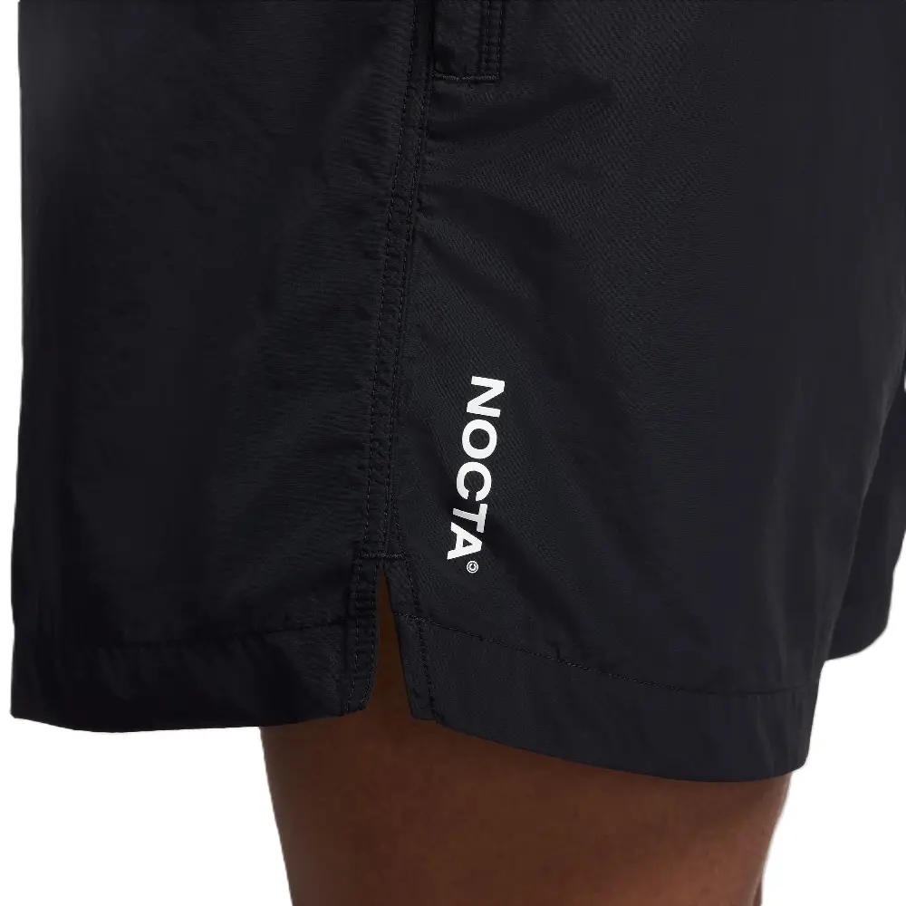 Nike NOCTA Short en nylon Cardinal Noir - Image 6