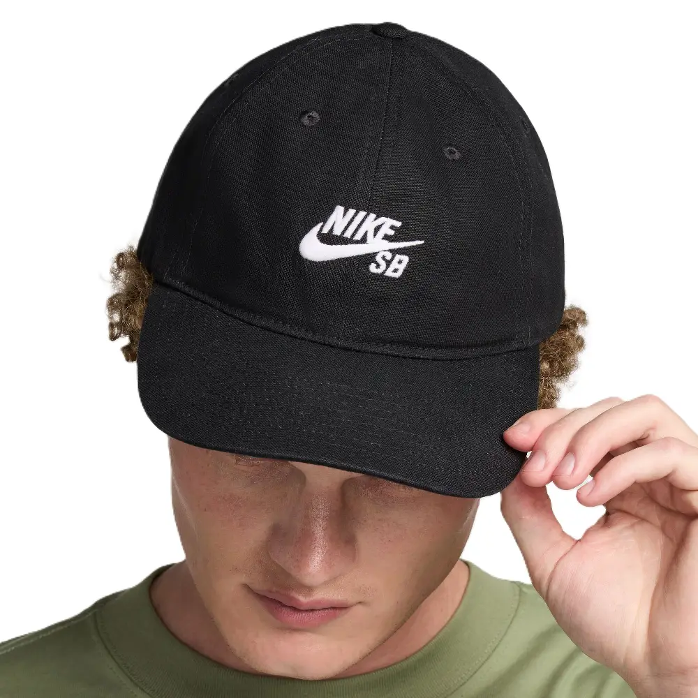 Nike SB Club Casquette de skate souple Noir - Image 4