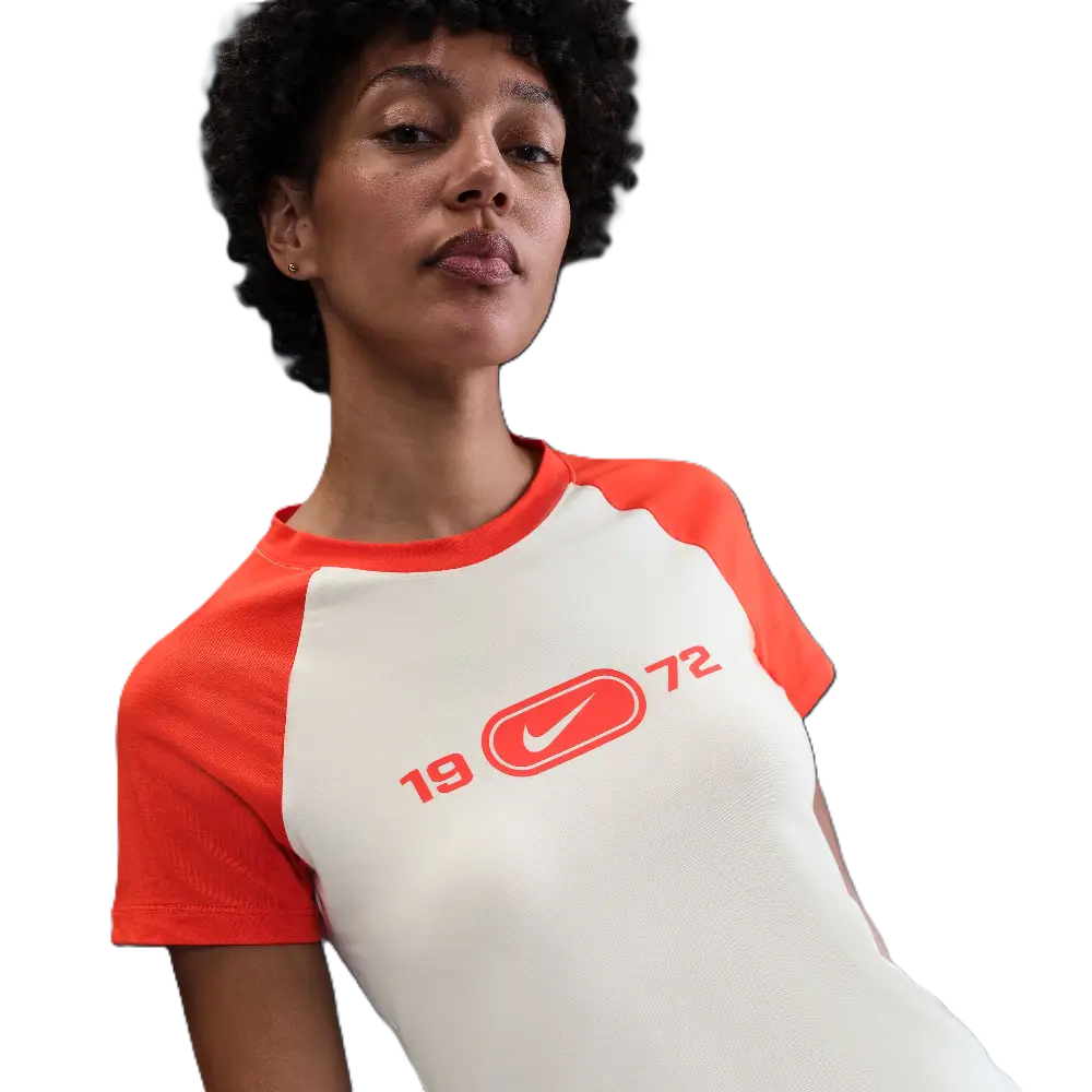 Nike Sportswear T-shirt graphique slim Chill Knit Rouge Picante