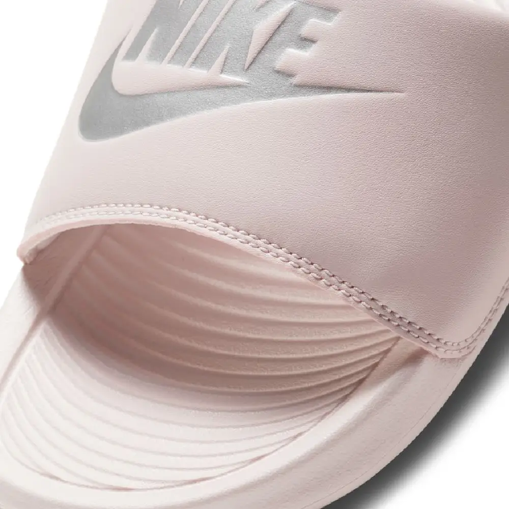 Nike Victori One Women's Slide - Image 4