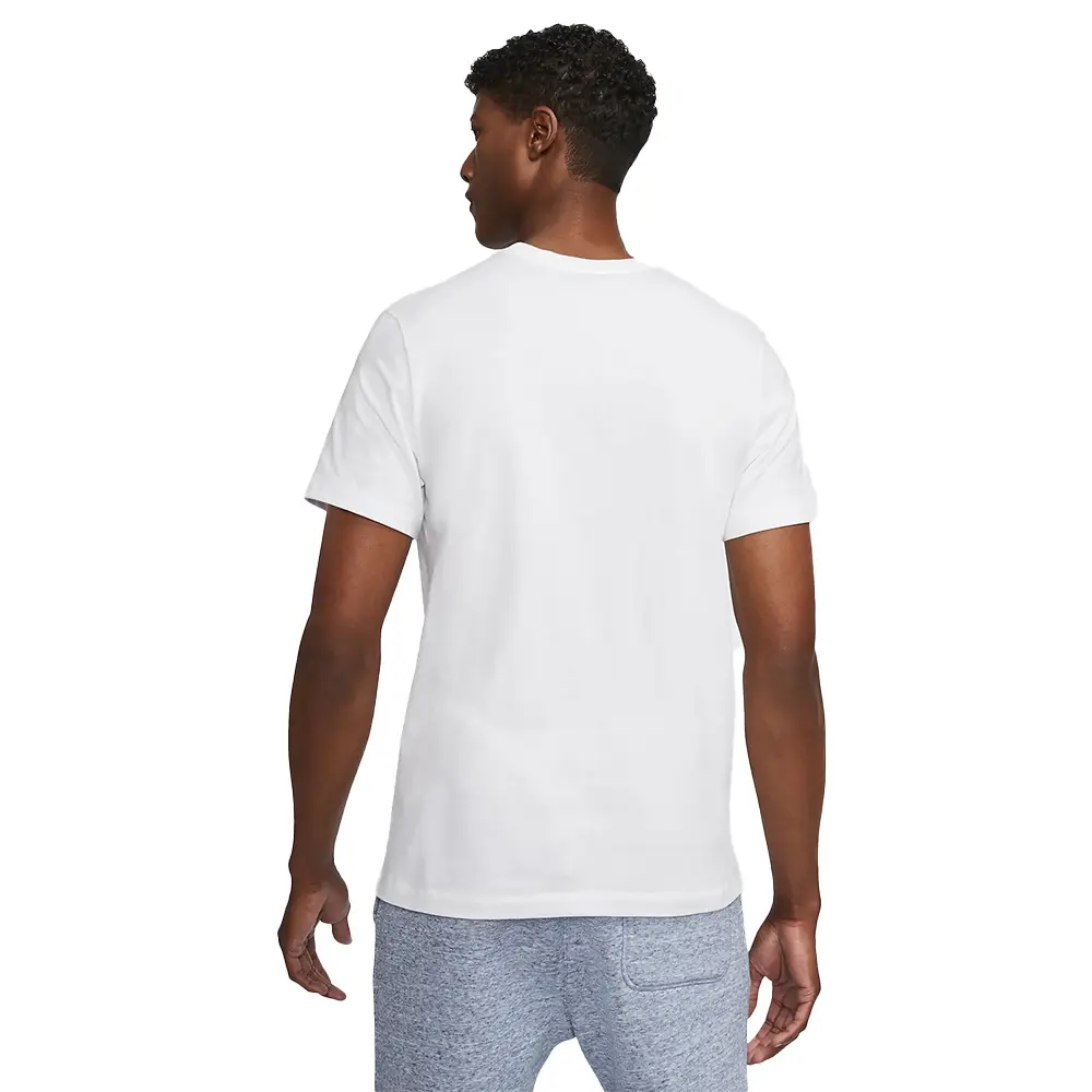 Nike Sportswear Club T-shirt - Image 3