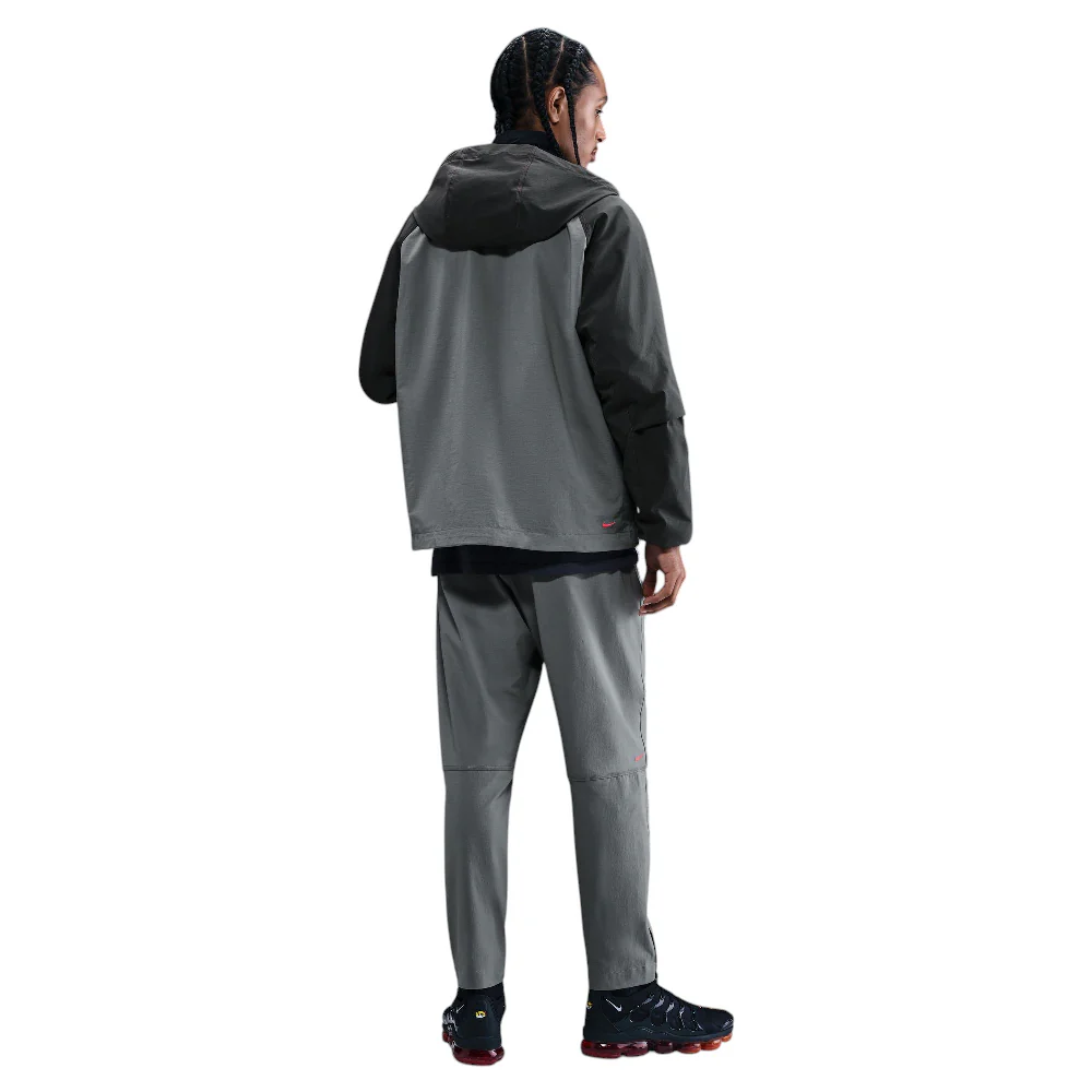 Nike Tech Veste coupe-vent tissée et zippée intégralement - Image 5