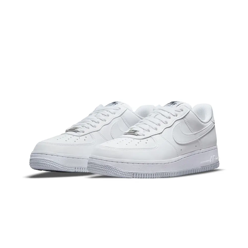 Air Force 1 '07 Next Nature Blanc Gris Métallisé - Image 2