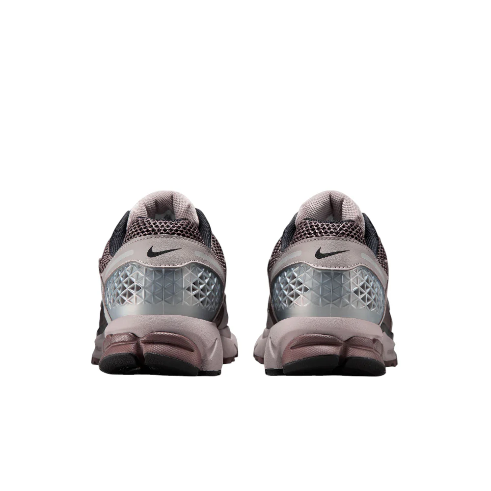 Nike Zoom Vomero 5 College Grey Cave Stone - Image 5